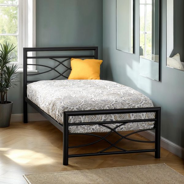 Kelly Bedframe